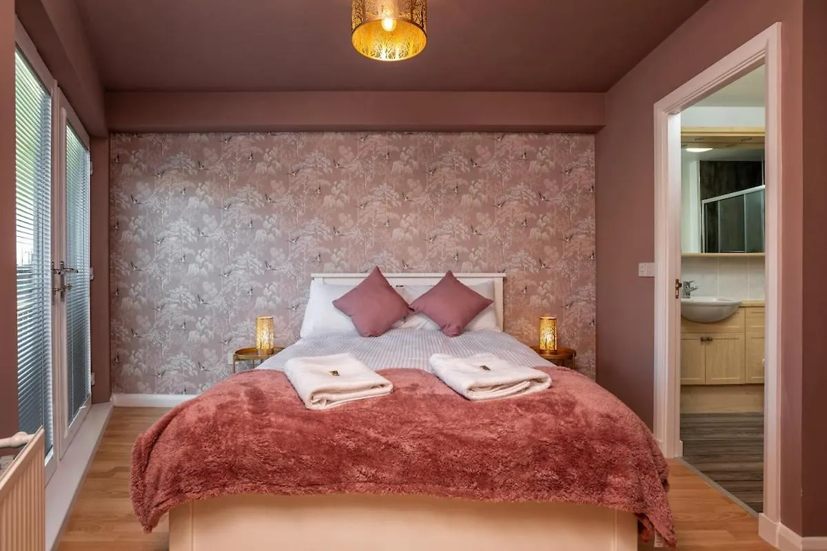 Queens Crescent - Stylish Retreat And Tranquil Aberdeen 0*,  United Kingdom
