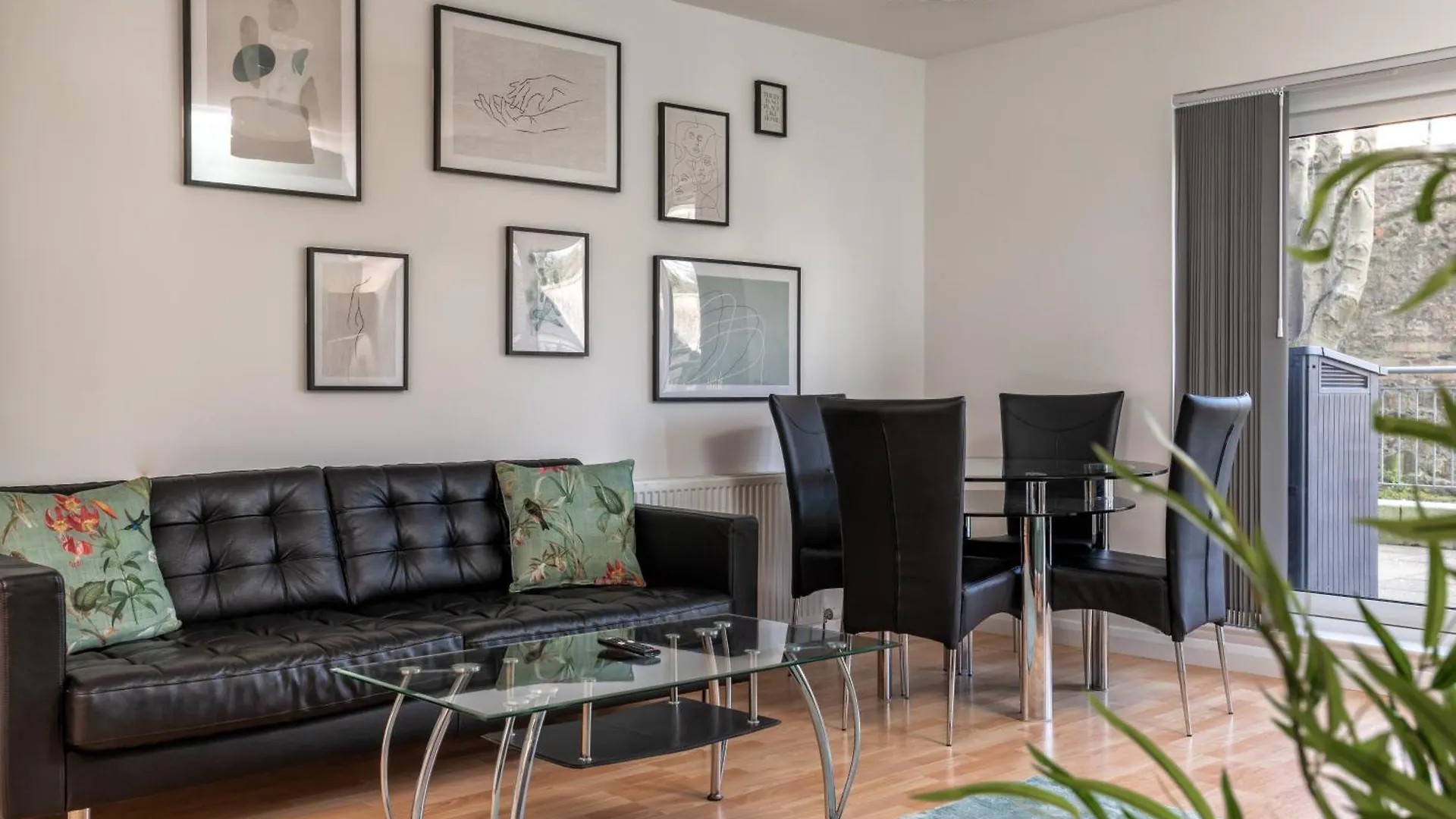 Queens Crescent - Stylish Retreat And Tranquil Aberdeen